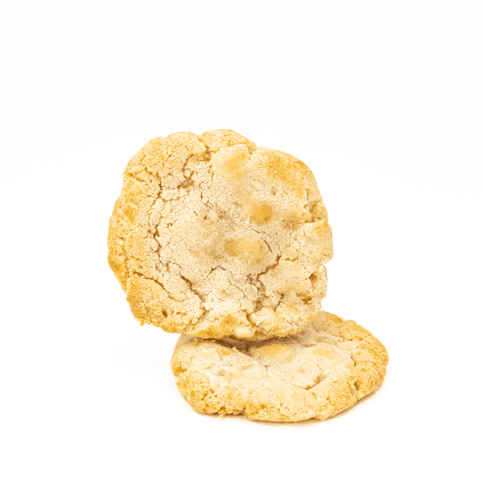 Snapdragon Delta-9 Live Resin and CBD White Chocolate Macadamia Cookies - Detail